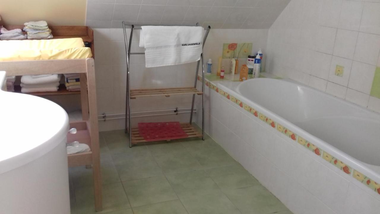 Malguenac Chambre Chez L Habitant المظهر الخارجي الصورة